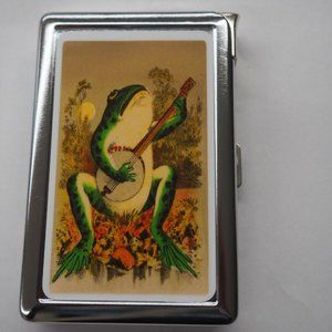 Frog Playing Banjo Cigarette Accessory Case W/Built In Butane Lighter